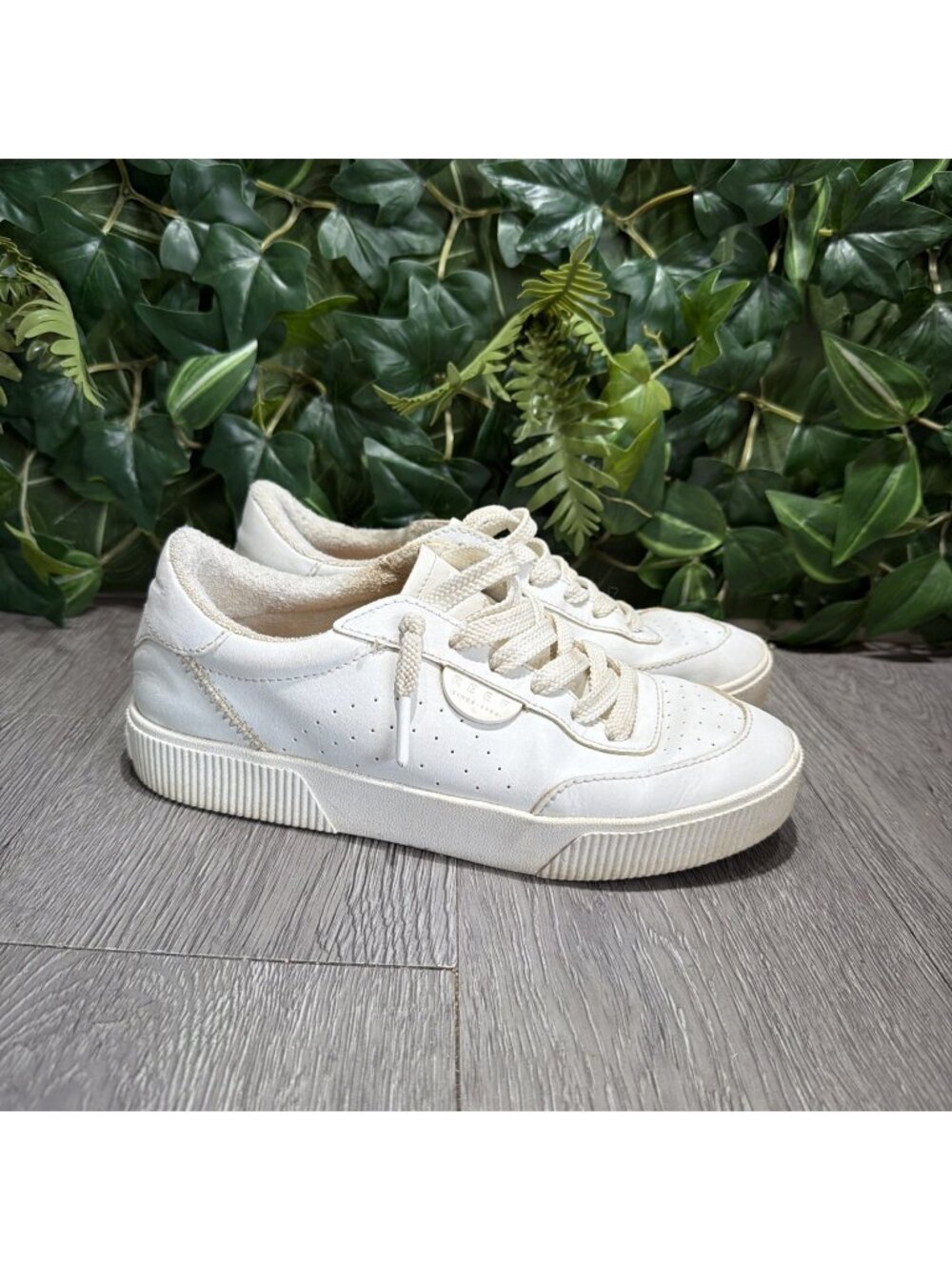 Reef Lay Day Seas White Leather Low Top Sneakers Women's Size 7.5
